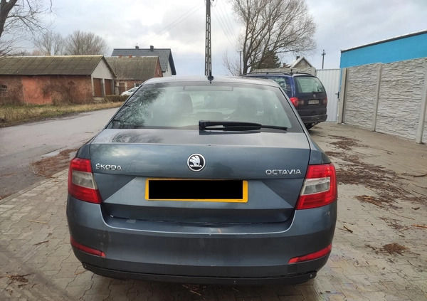 Skoda Octavia cena 11950 przebieg: 270000, rok produkcji 2014 z Pieszyce małe 106